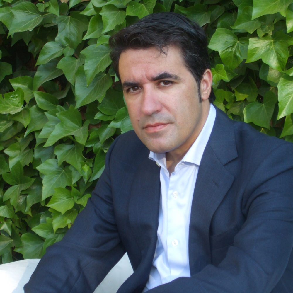 Luis Vega
