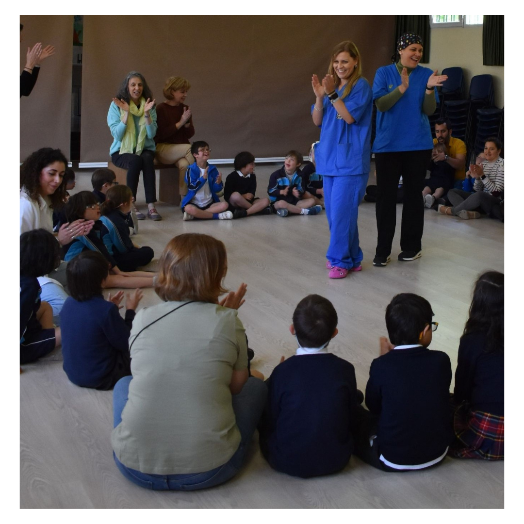 VetPartners visita un Centro de Educación Especial para enseñar la profesión veterinaria a los más pequeños